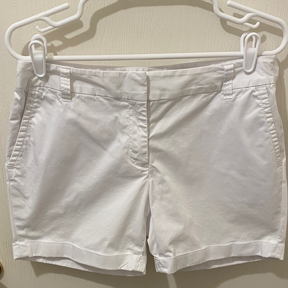 Liz Claiborne Women's Crisp White Shorts Size 10